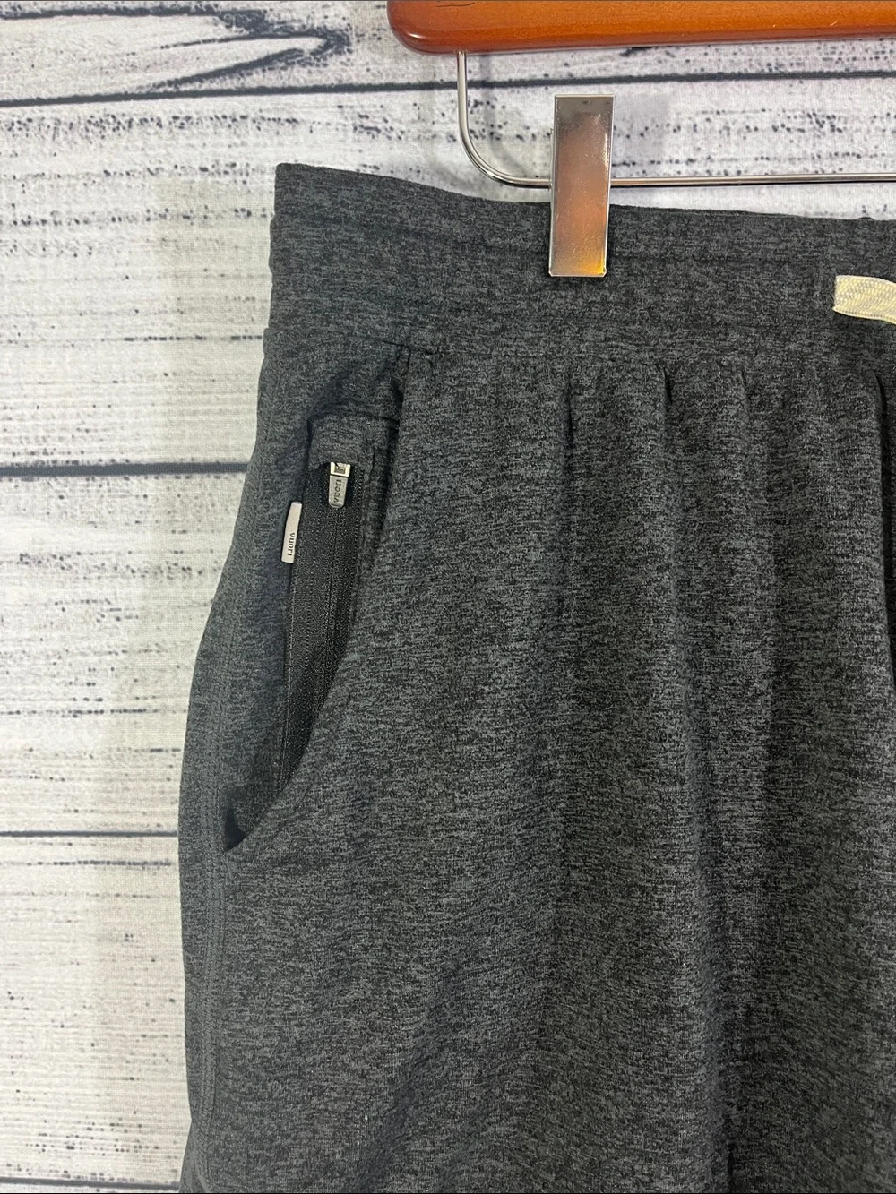 VUORI-Ponto Performance Shorts in Charcoal Heather Light weight Medium Size